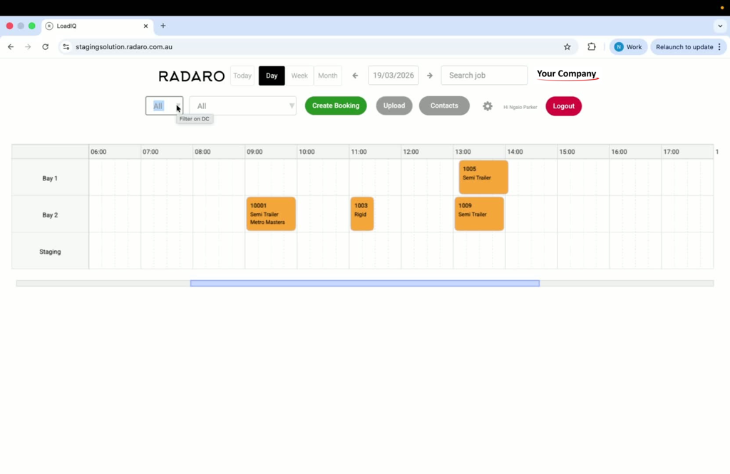 Using Filters for Distribution Centres and Booking Statuses in LoadIQ